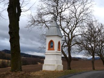 Boží muka, Mačice