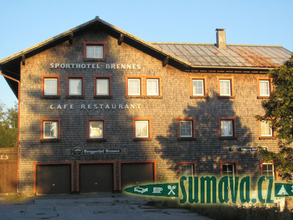 Brennes (D)