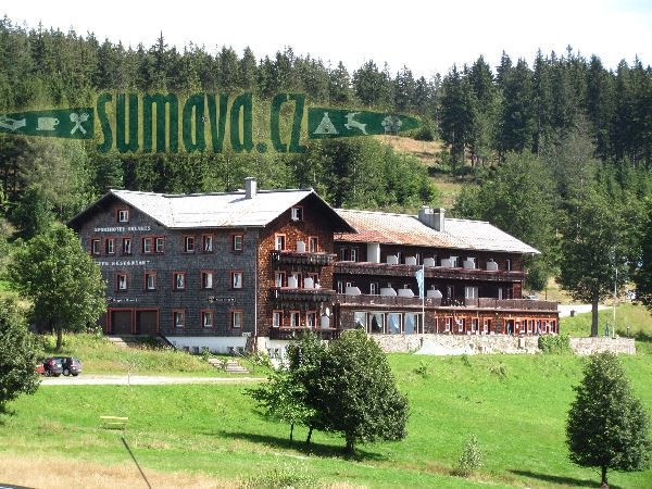 Brennes (D)