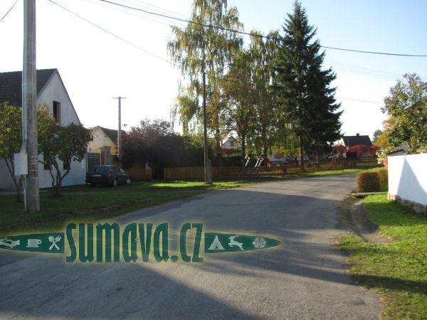 Černěves