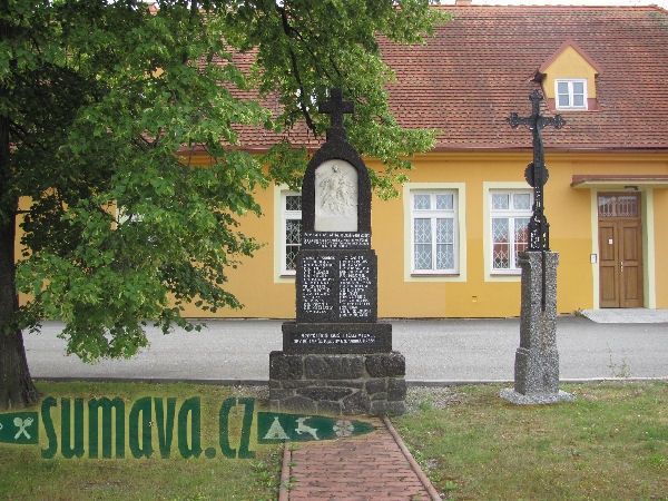 fara Křtěnov