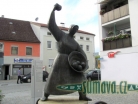 kašna s vrhačkou knedlíků, Deggendorf (D)