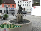 kašna s vrhačkou knedlíků, Deggendorf (D)