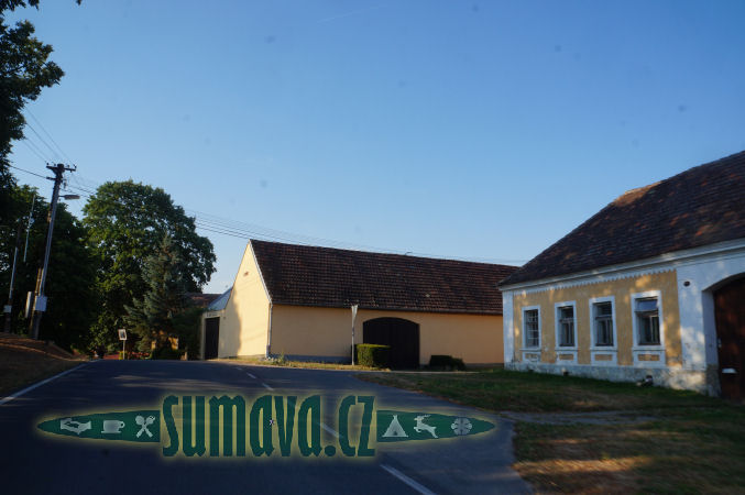 Kestřany