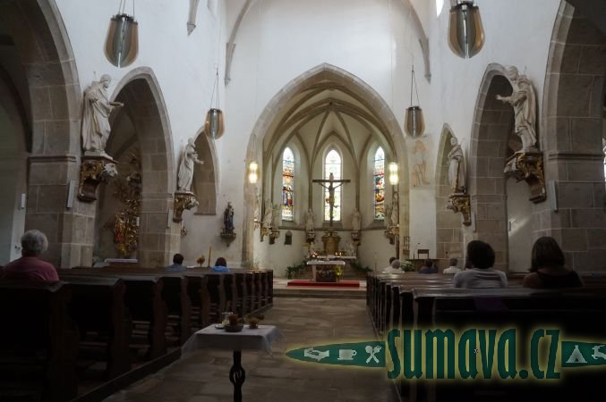 kostel Nanebevzetí Panny Marie, Slavonice