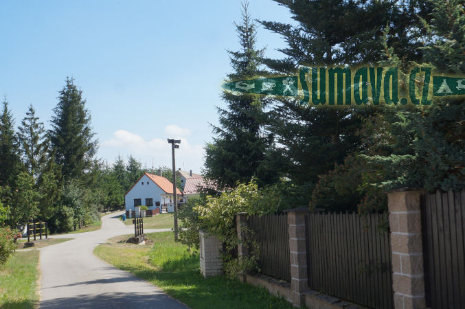 Lhota u Mladošovic