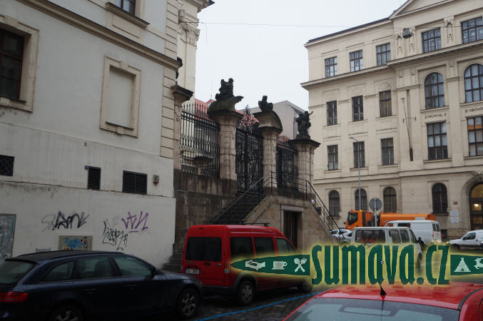 Národní památník hrdinů Heydrichiády