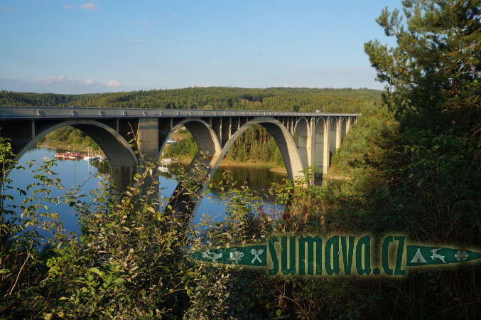 Podolský most, Vltava