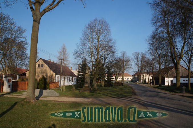 pomník padlých WWI, Dřevec