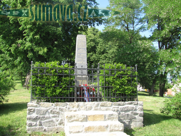 pomník padlých WWI i II, Putim