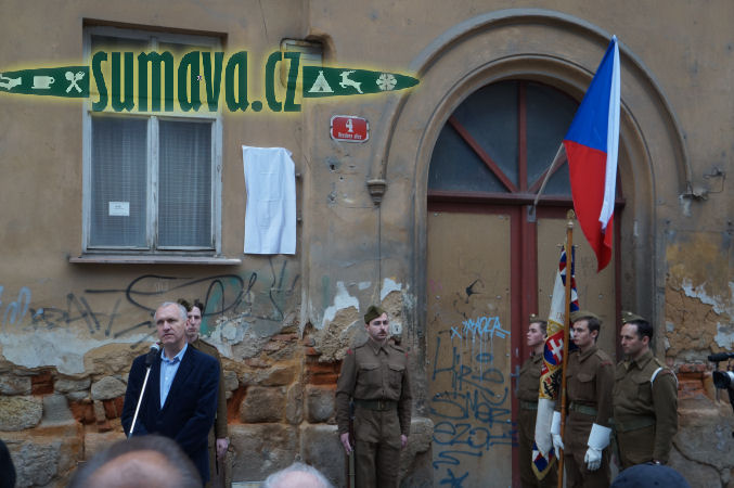 slavnostní odhalení pamětní desky rodina Kučerova, Plzeň