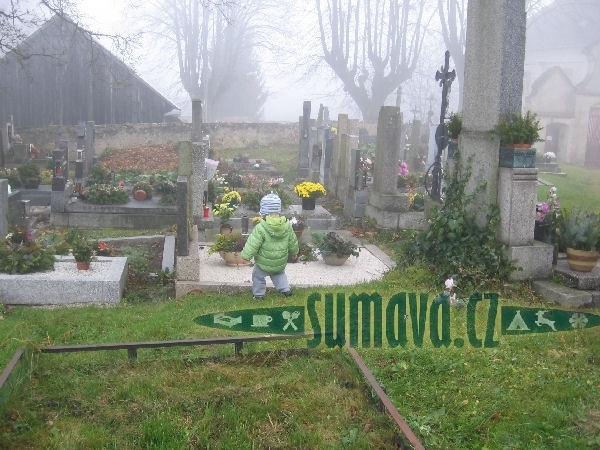 Týnec