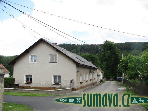 Ujčín