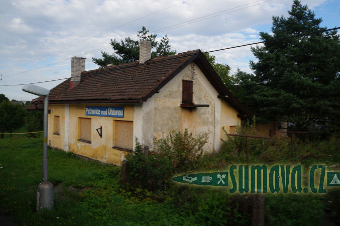 vlaková zastávka Petrovice nad Úhlavou