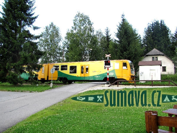 vlaková zastávka Stožec