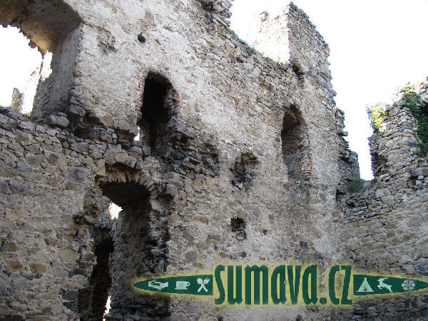 zřícenina hradu Helfenburk u Bavorova