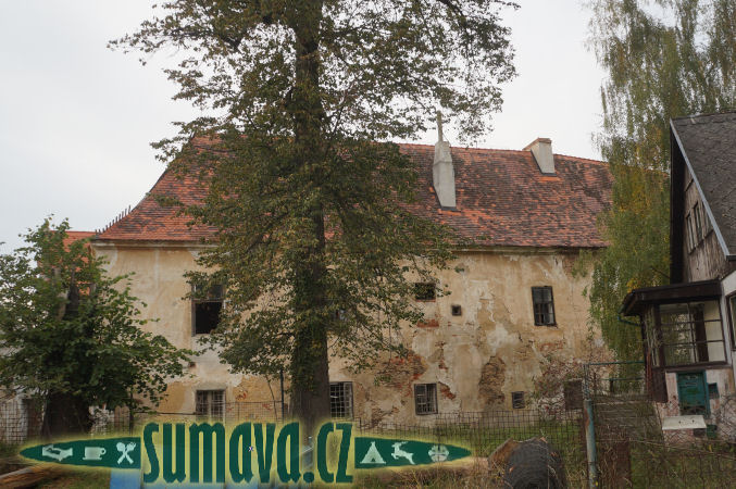 zámek Bzí