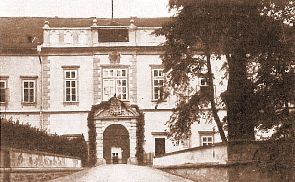 zámek Štěkeň (historické)